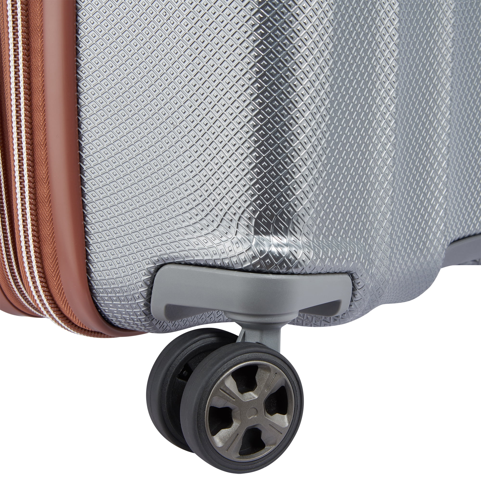 DELSEY PARIS Carrousel 24" Medium Checked Hardside Expandable Spinner Luggage, Platinum