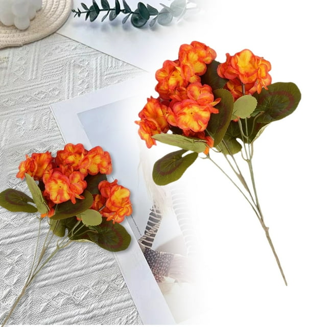 Autumn Geranium Flower Simulation Creates A Sense Of High End Seasonal Decoration. The Petals Have Delicate Texture And Natural Color. Artificial Cedar Garlands