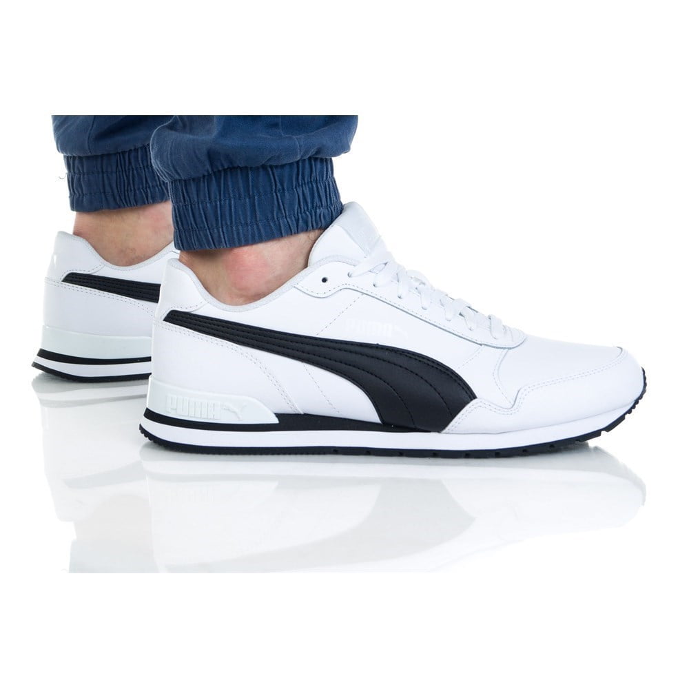 Runner v2 puma deals