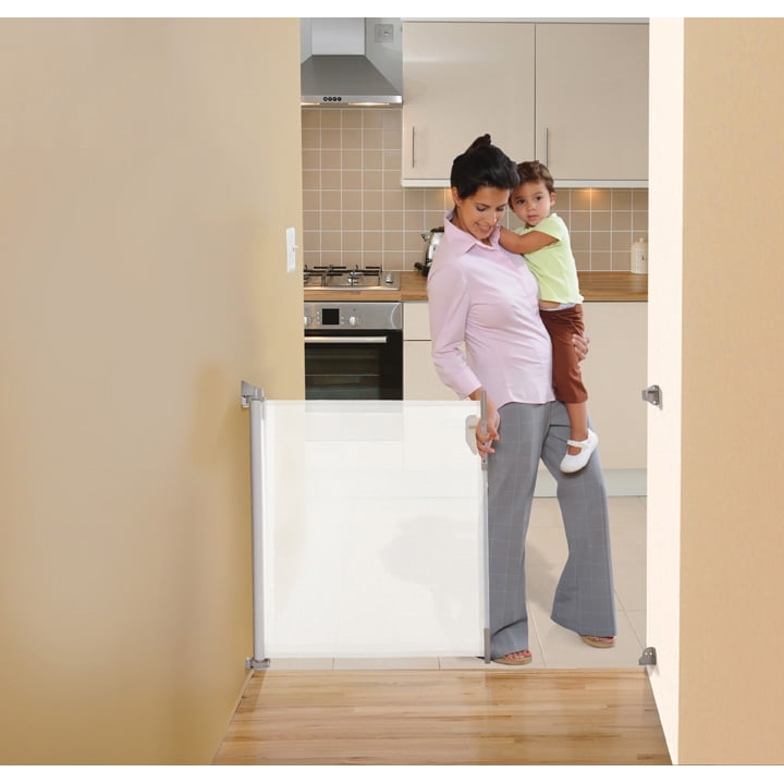 DREAMBABY RETRACTABLE WHITE GATE