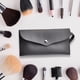 thumbnail image 3 of Bolsa organizadora portátil de brochas de maquillaje de piel sintética, ligera, para almacenamiento de mujeres. Gris, 3 of 9