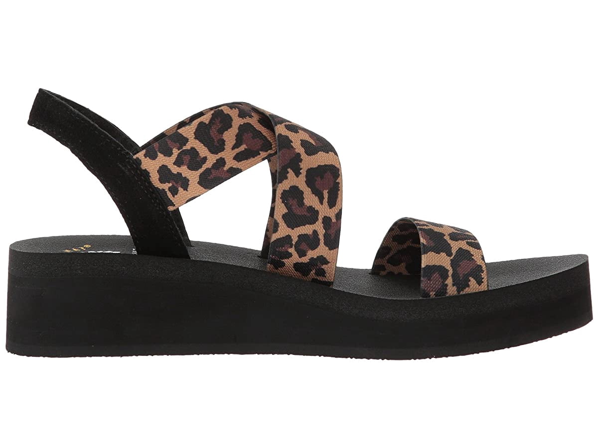 retail jordan 11 bred