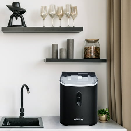 NewAir - 26 lb Countertop Nugget Ice Maker