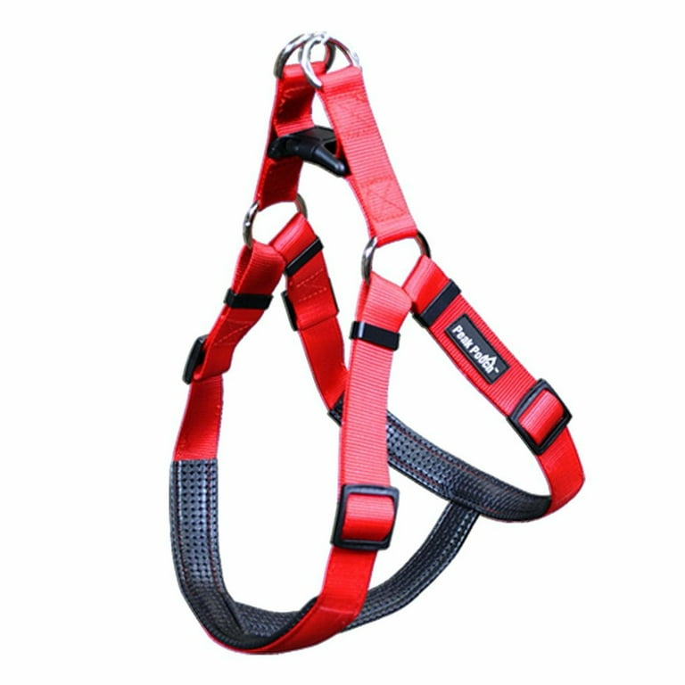Peak Pooch No Pull Dog Harness for Medium Dogs Red 20 26 Chest M Dog Leash