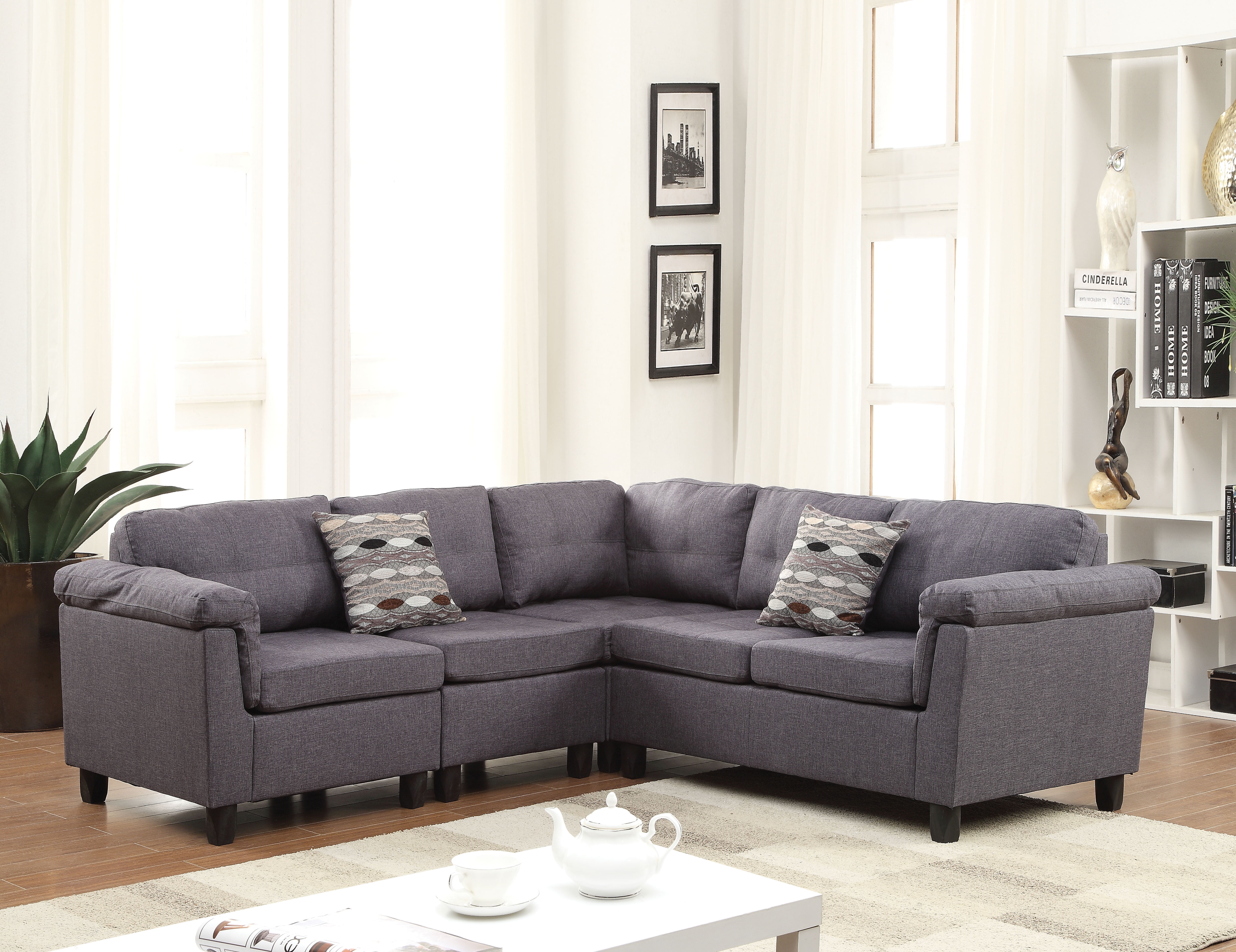 Elegant Sectional Sofa with 2 Pillows (Reversible), Gray