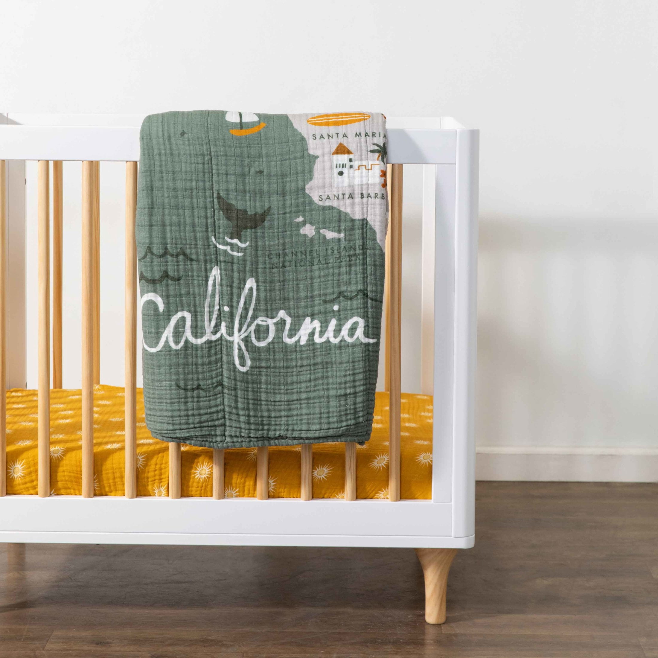 Babyletto Mini Crib Sheet in GOTS Certified Organic Muslin Cotton