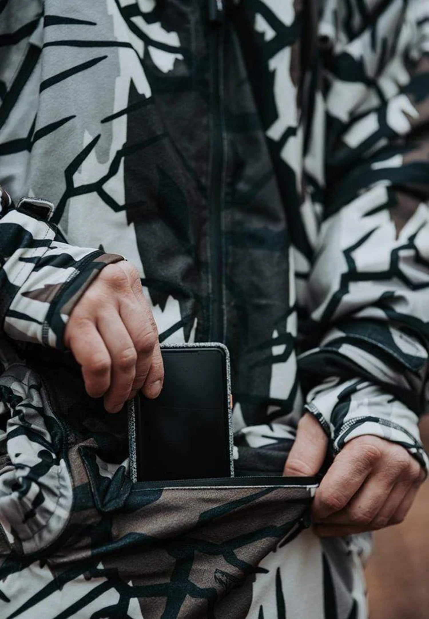 IWOM XT Insulated Hunting Suit