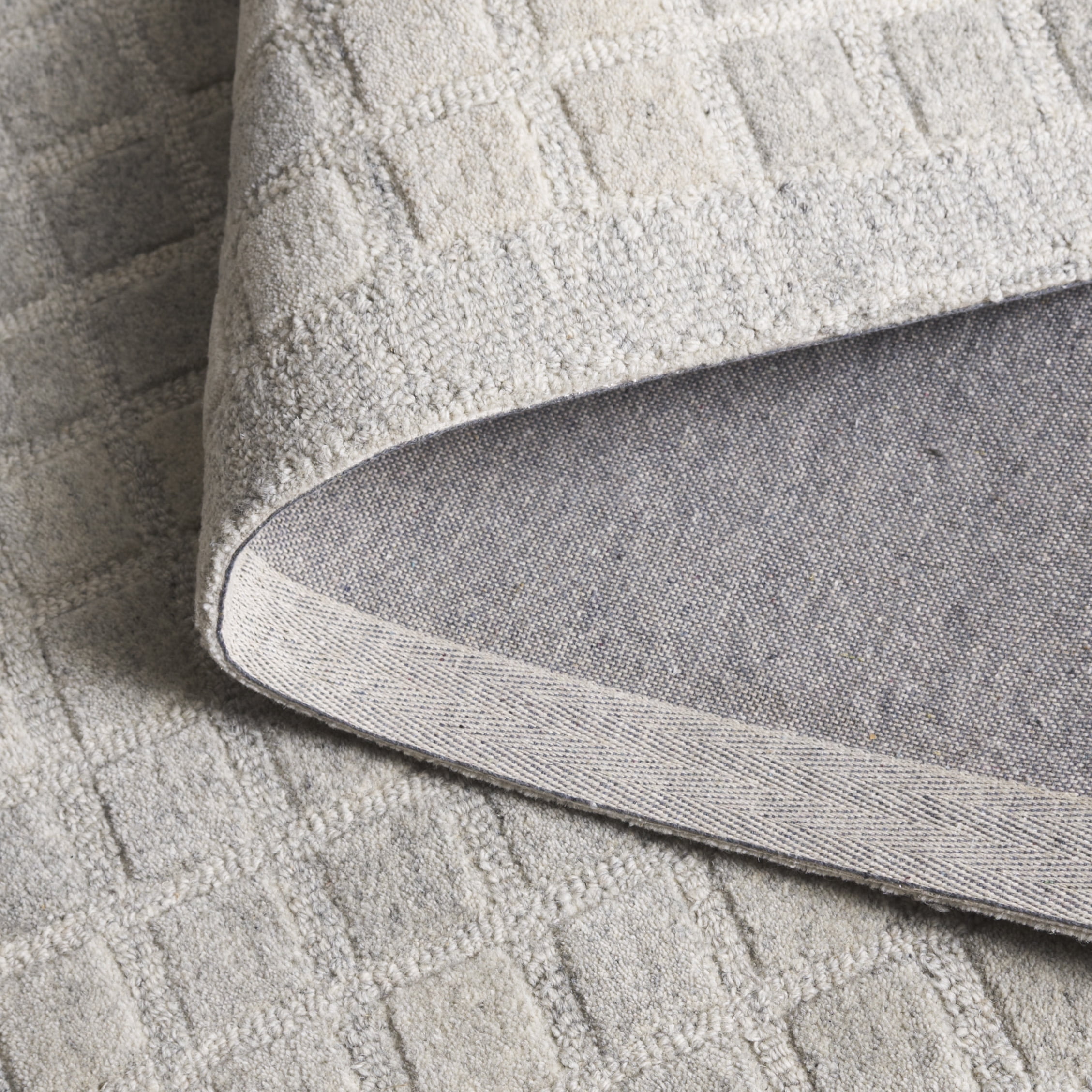 SAFAVIEH Ebony Risto Geometric Runner Rug, Gray, 2'3" x 8'