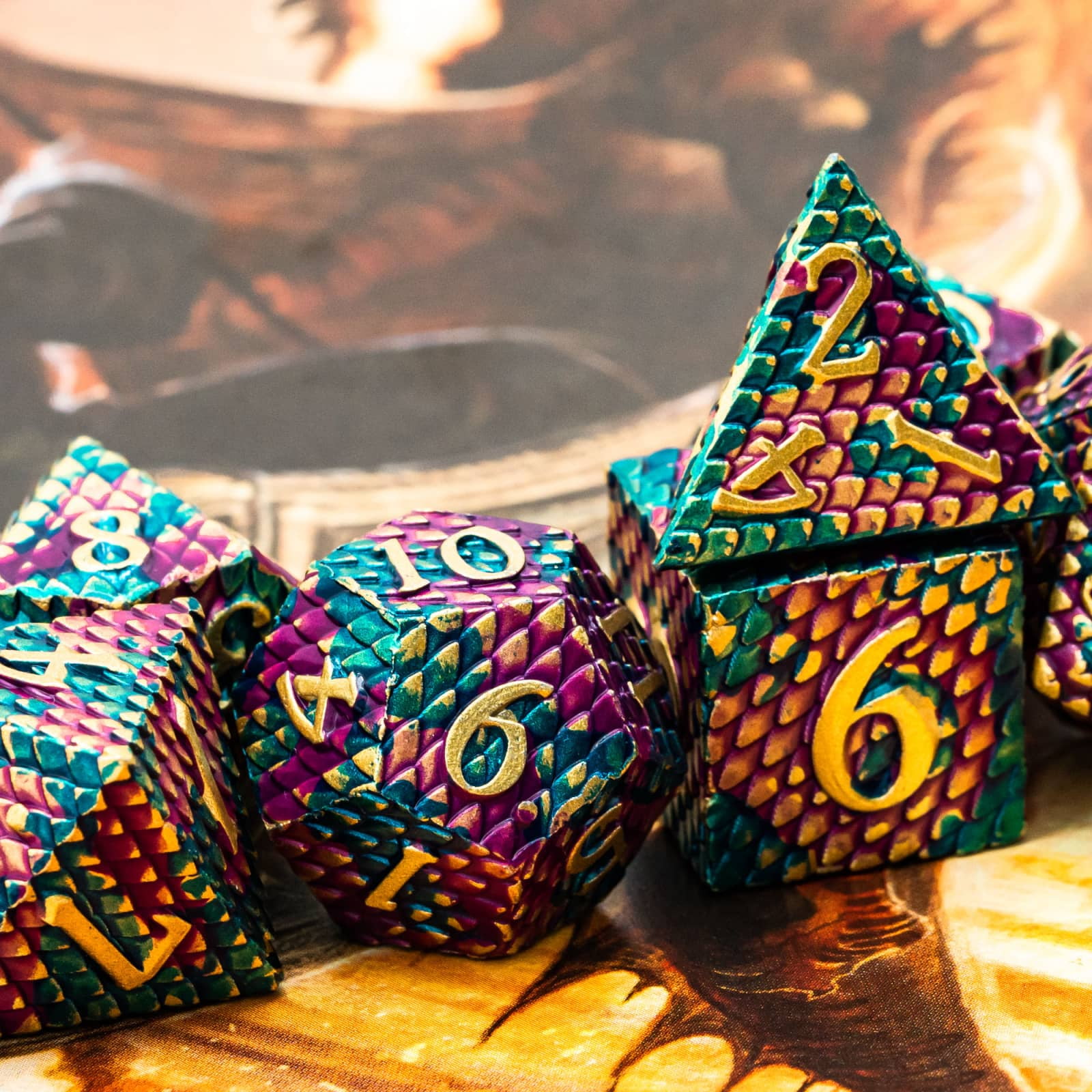 Cusdie 7PCS/Set DND Metal Dice, Dragon Scale Metal Dice Set, Polyhedral Dice Set, for Role Playing Game D&D Dice MTG Pathfinder