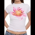 thumbnail image 2 of Camiseta de Corta para con Estampado Floral Y2K para Mujer, Top Corto Ajustado con Cuello Redondo. Rosa S, 2 of 9