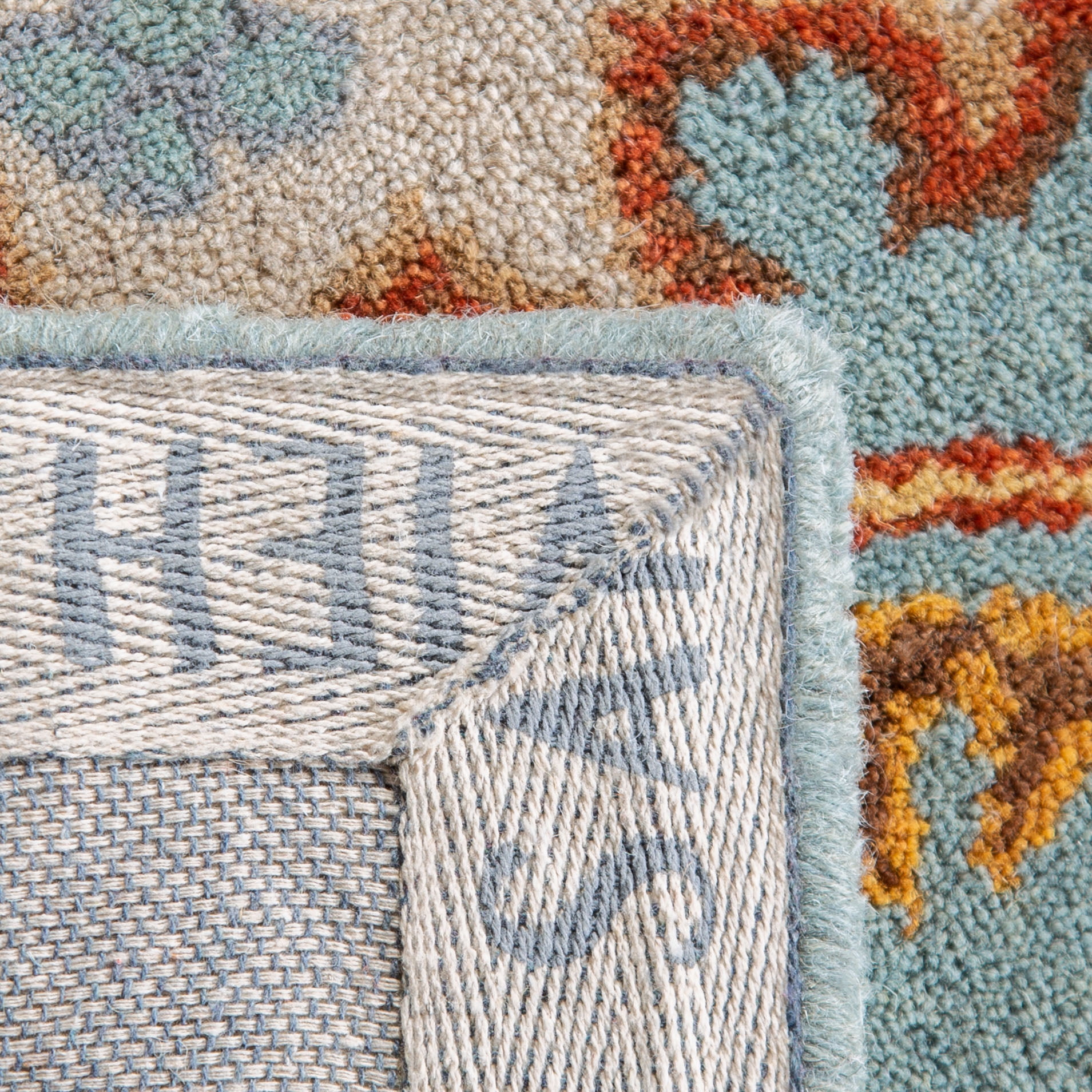 Safavieh Heritage Giles Oriental Wool Area Rug, Light Blue/Ivory, 2' x 3'