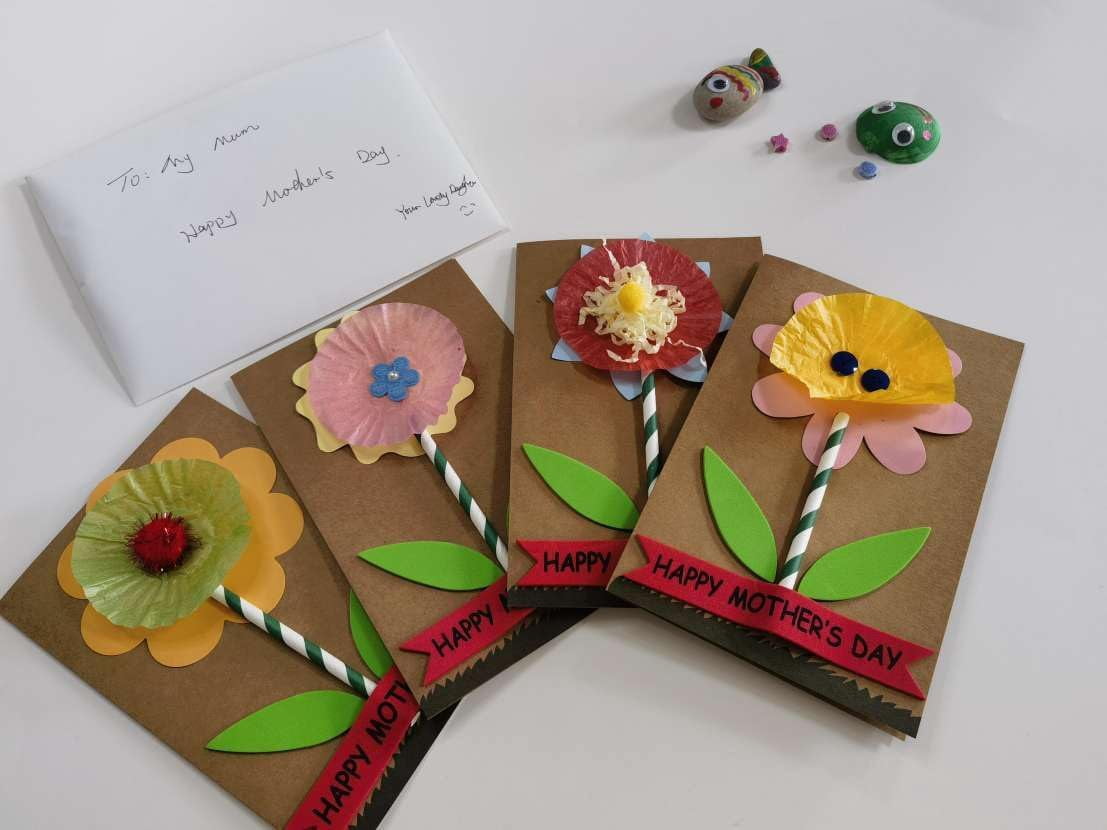 4E's Novelty 12 Pack DIY Mother's Day Card Craft Kit for Kids - Flower Greeting Card Making Set