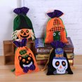 thumbnail image 2 of Inteprter Bolsa de dulces de Halloween para el hogar, bolsas con cordón de vacaciones interesantes, paquete de soportes para regalos, accesorios para Kits de decoración para fiestas esqueleto negro Inteprter HA068065-02, 2 of 6