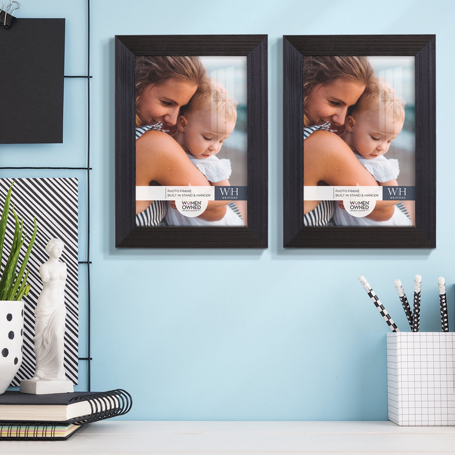 Grooved 5 in. x 7 in. Black Picture Frame (Set of 2)