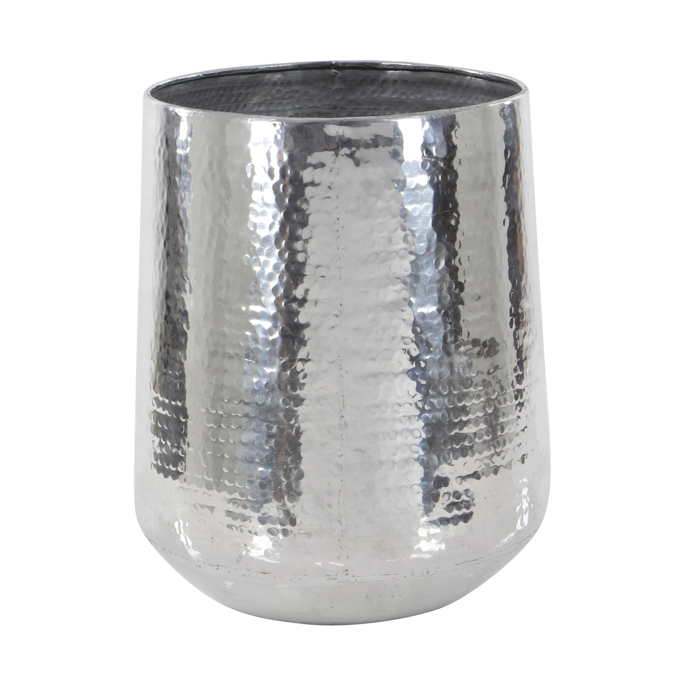 DecMode Silver Aluminum Metal Wide Hammered Indoor Outdoor Planter, Set of 3 21", 16", 13"H