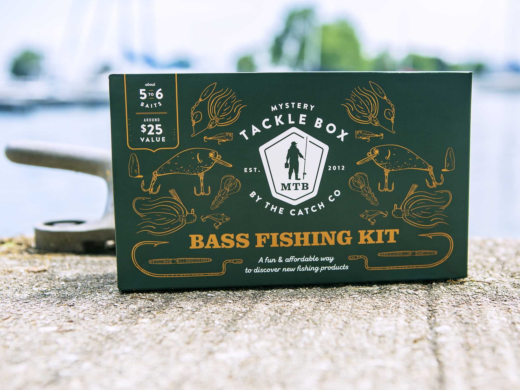 Mystery Tackle Box Bass Fishing Kit (d) j9