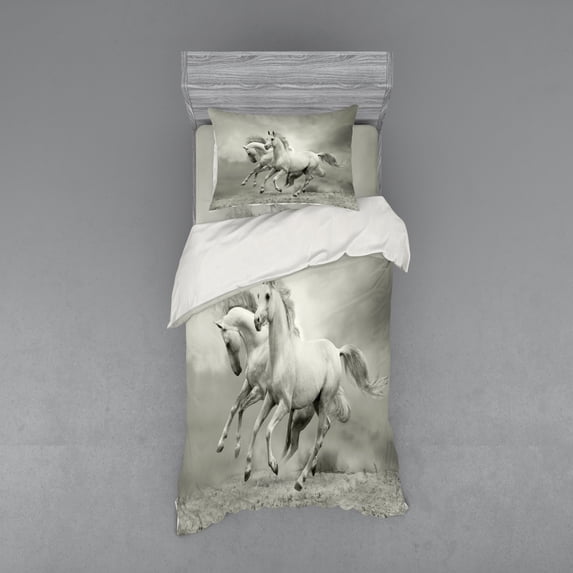 Ambesonne Black White Bedding Set 3 Pcs, Horse Freedom Theme, Twin XL, White and Black
