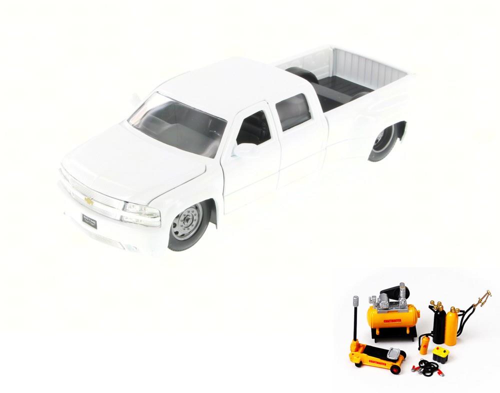 Diecast Car & Mechanic Set Package 1999 Chevy Silverado Dooley Pickup