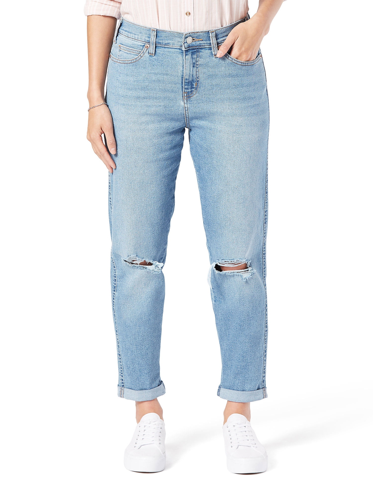 Signature by Levi Strauss & Co.™ Women's Mid Rise Slim Fit Boyfriend Jeans  