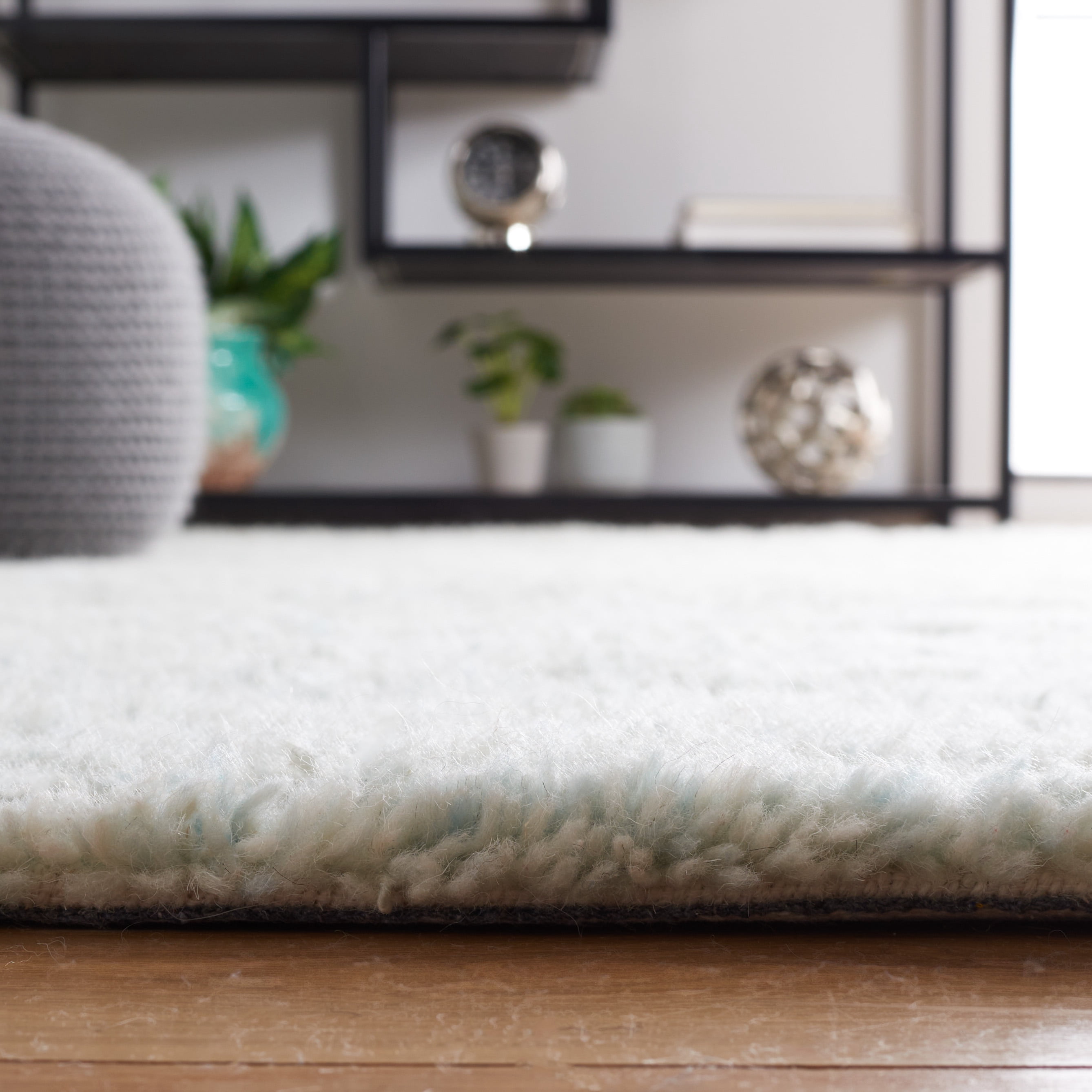 SAFAVIEH Casablanca Eugene Solid Runner Rug, Light Blue, 2'3" x 9'