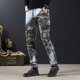 thumbnail image 2 of Pantalones vaqueros de camuflaje con empalme para hombre, pantalones vaqueros ajustados con gráficos y bolsillos, ropa de calle de los años 90, estilo primavera-otoño, 2 of 4