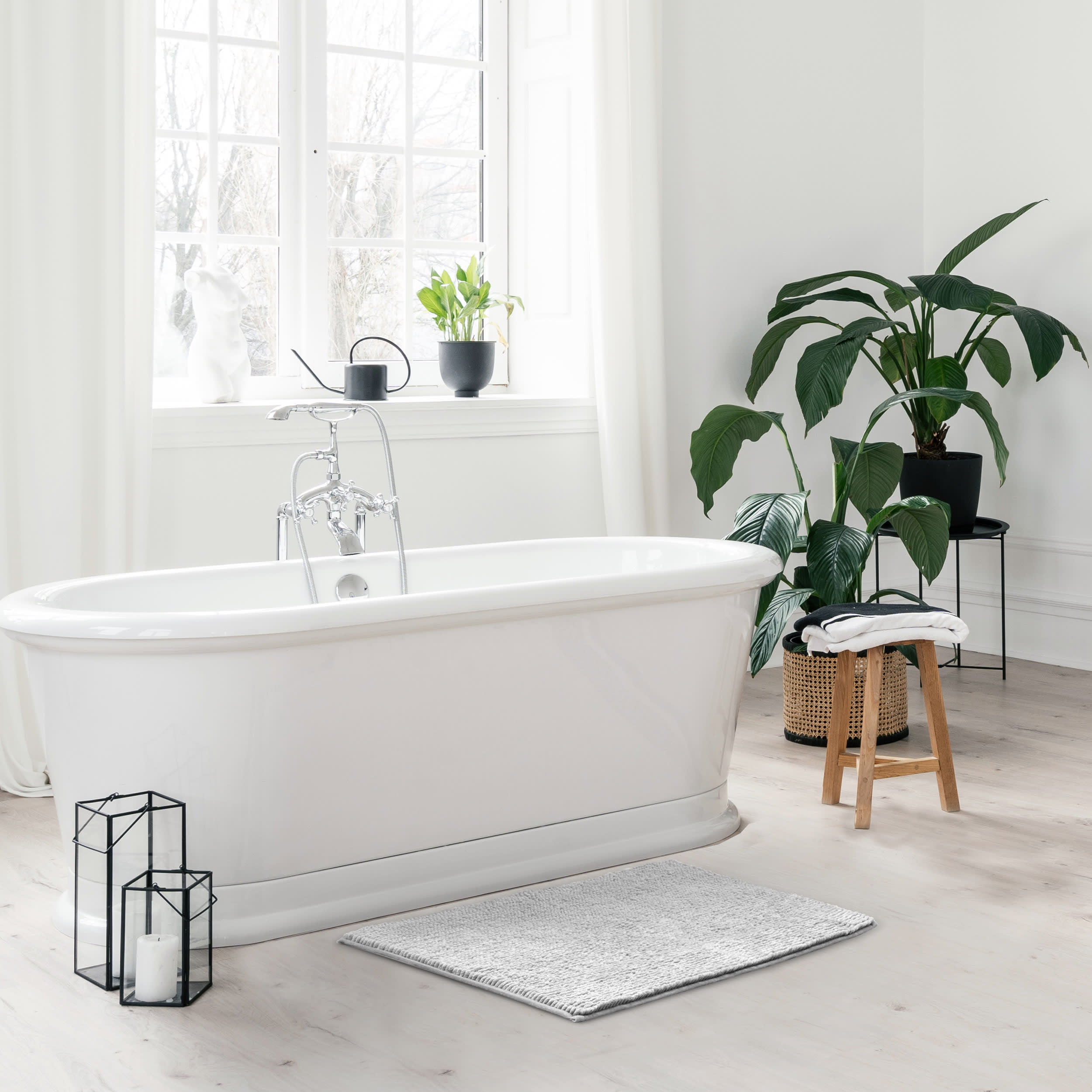 Diamond Trellis Bath Rug - Graphite, 21 x 34 - Frontgate Resort Collection™  - Yahoo Shopping