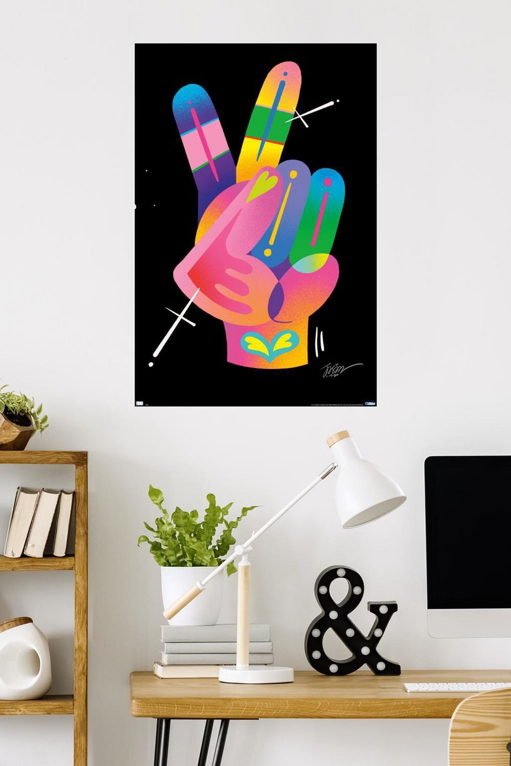 Jason Naylor - Signe de paix à la main