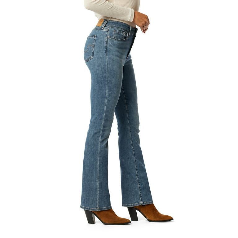Levi Strauss Signature Women s Mid Rise Bootcut Jeans 30