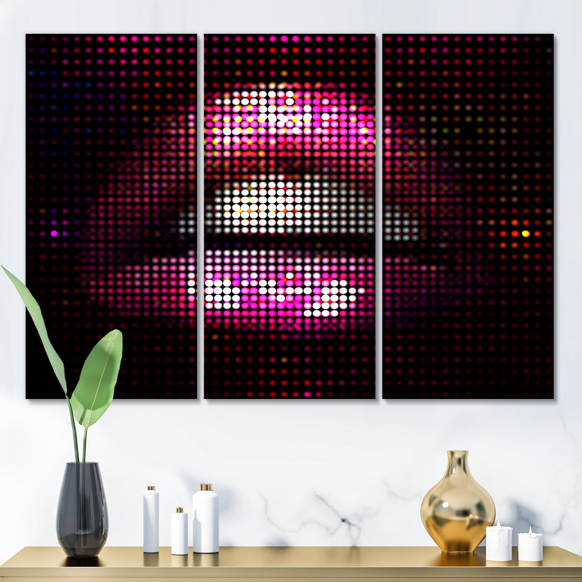 Designart ' Detail Of Pixellated Pink Woman Lips ' Modern Canvas Wall Art Print