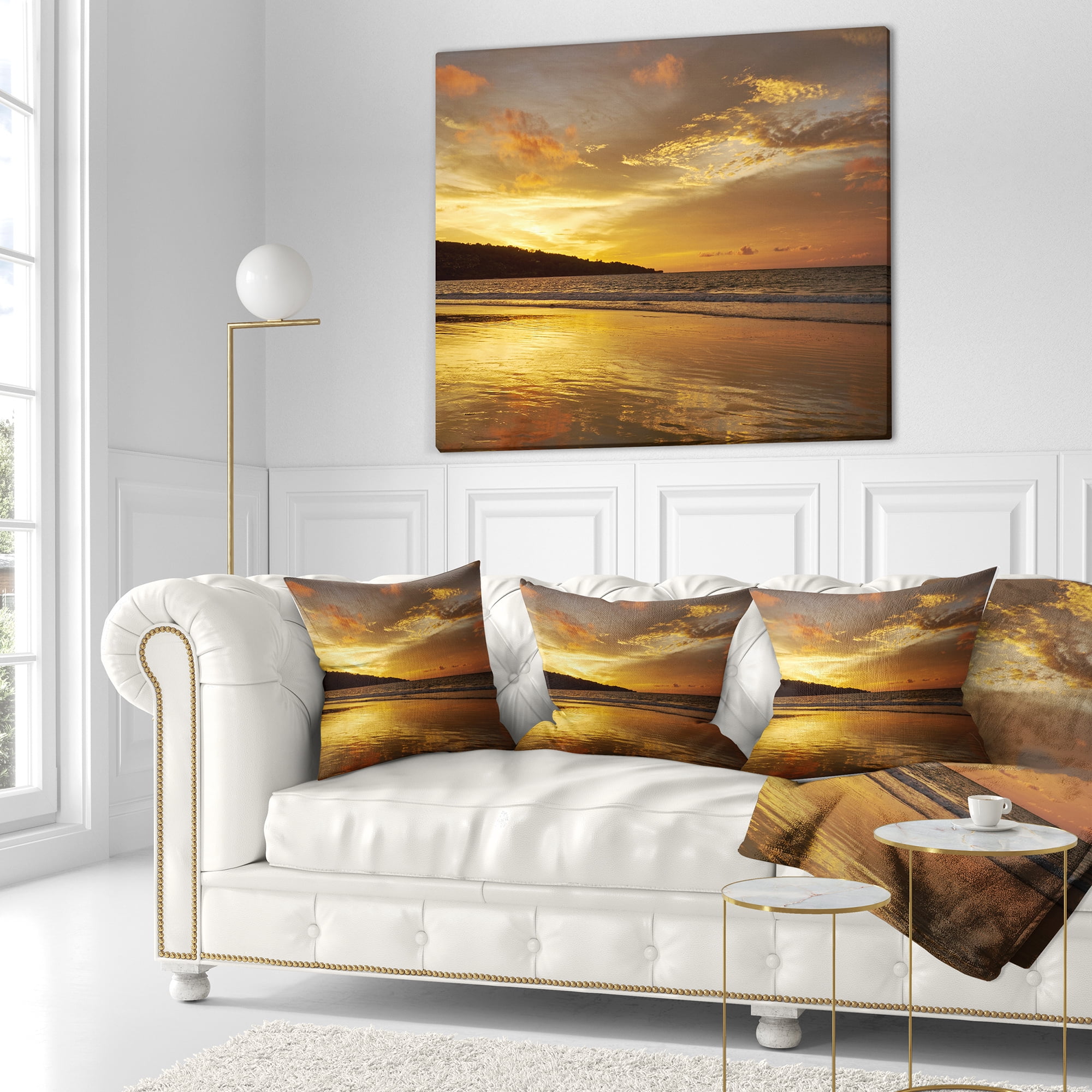 Designart Amazing Beach with Beautiful Breaking Waves - Modern Beach Throw Pillow - 18x18