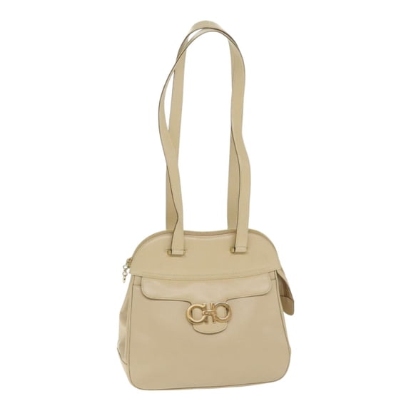 Pre-Owned Salvatore Ferragamo Gancini Shoulder Bag Leather Beige Leather Shoulder Bag Bag