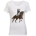 thumbnail image 2 of Playera PREMIUM Mujer Marëvnyk moda Camiseta Dama Caballo Rejoneador Vaquera 2 colores, 2 of 4