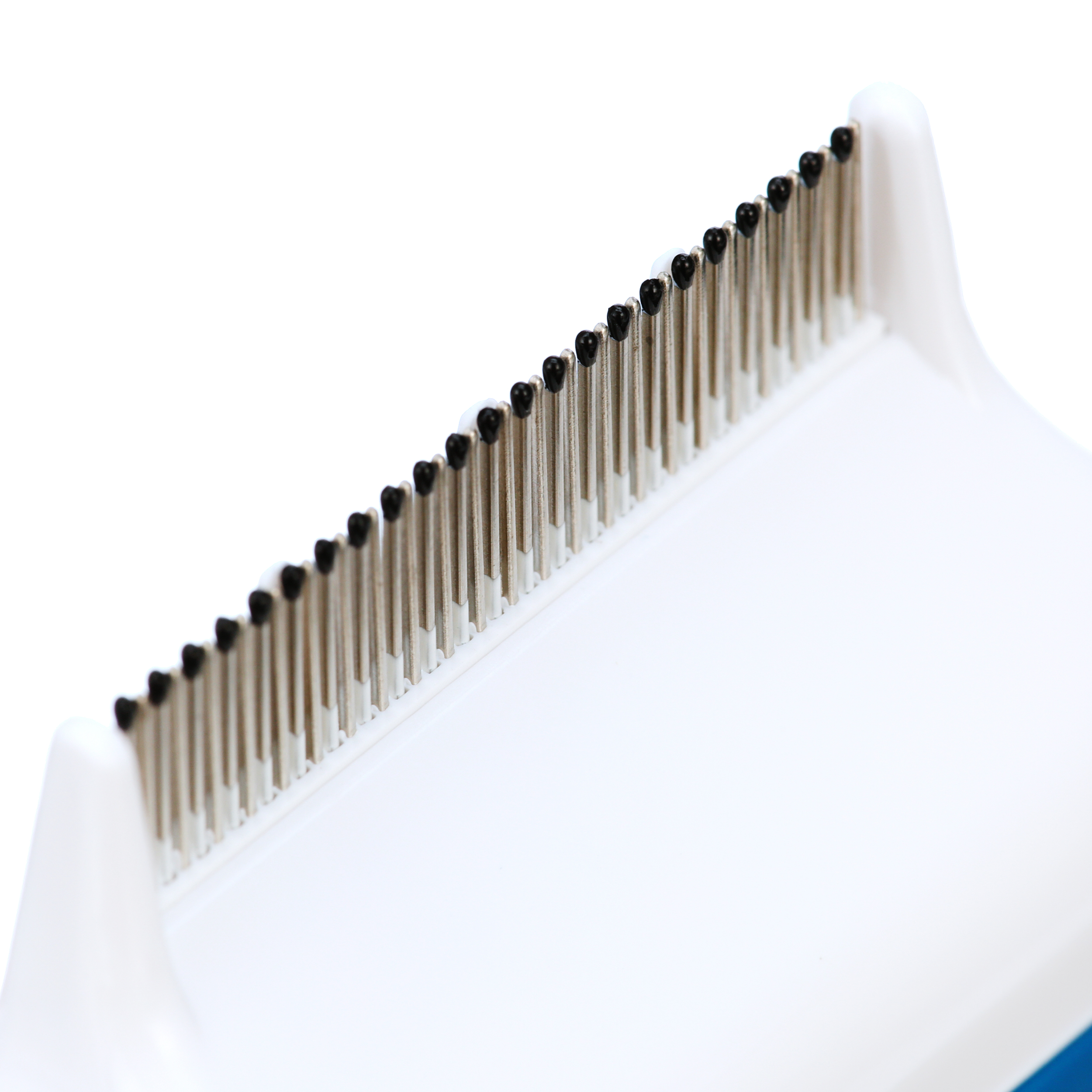 LiceGuard RobiComb Lice Zapping Comb - image 3 of 7