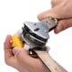 thumbnail image 3 of Poseedor Reloj abridor ajustable cubierta trasera de la caja prensa cierre removedor soporte (amarillo, 3 of 4