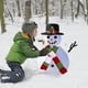 thumbnail image 5 of Conjunto de Disfraz de Muñeco de Nieve Navideño, con Botones de Madera, Pipa, Gorro y Bufanda. Talla Grande. Incluye Bufanda Roja, Verde y Blanca (16 Piezas)., 5 of 7