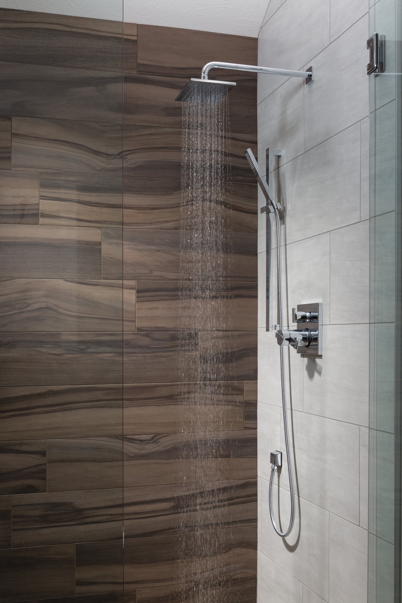 Delta Universal Showering Components Single Setting Overhead Showerhead in Matte Black