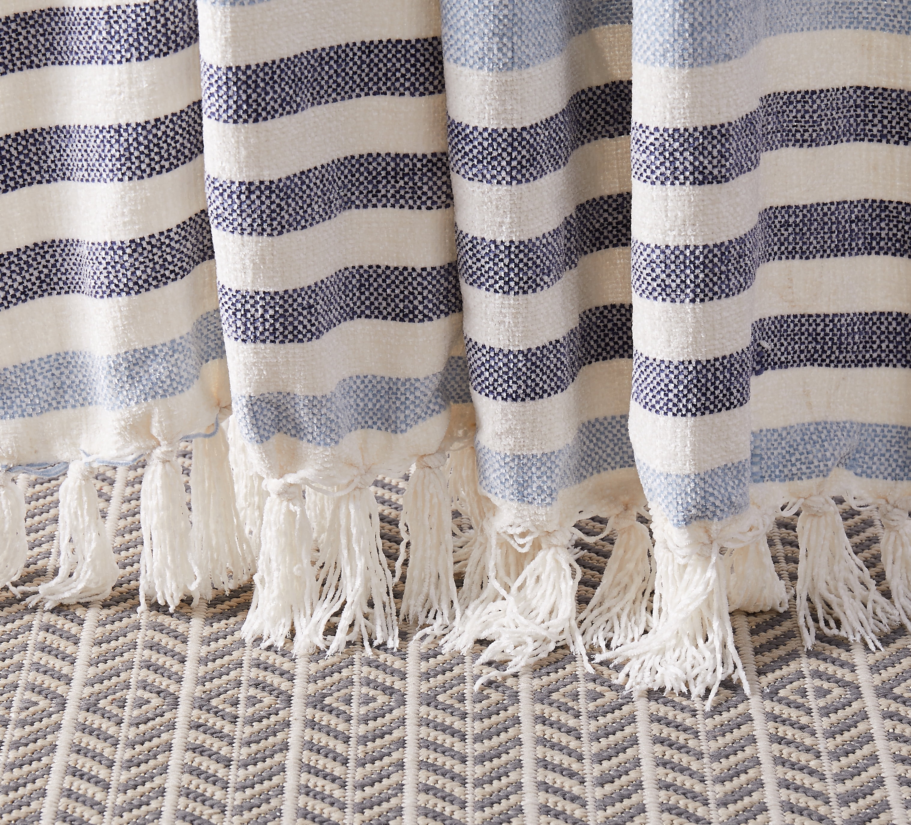 Harper Lane Matera Blue Chenille Stripe Throw Adult