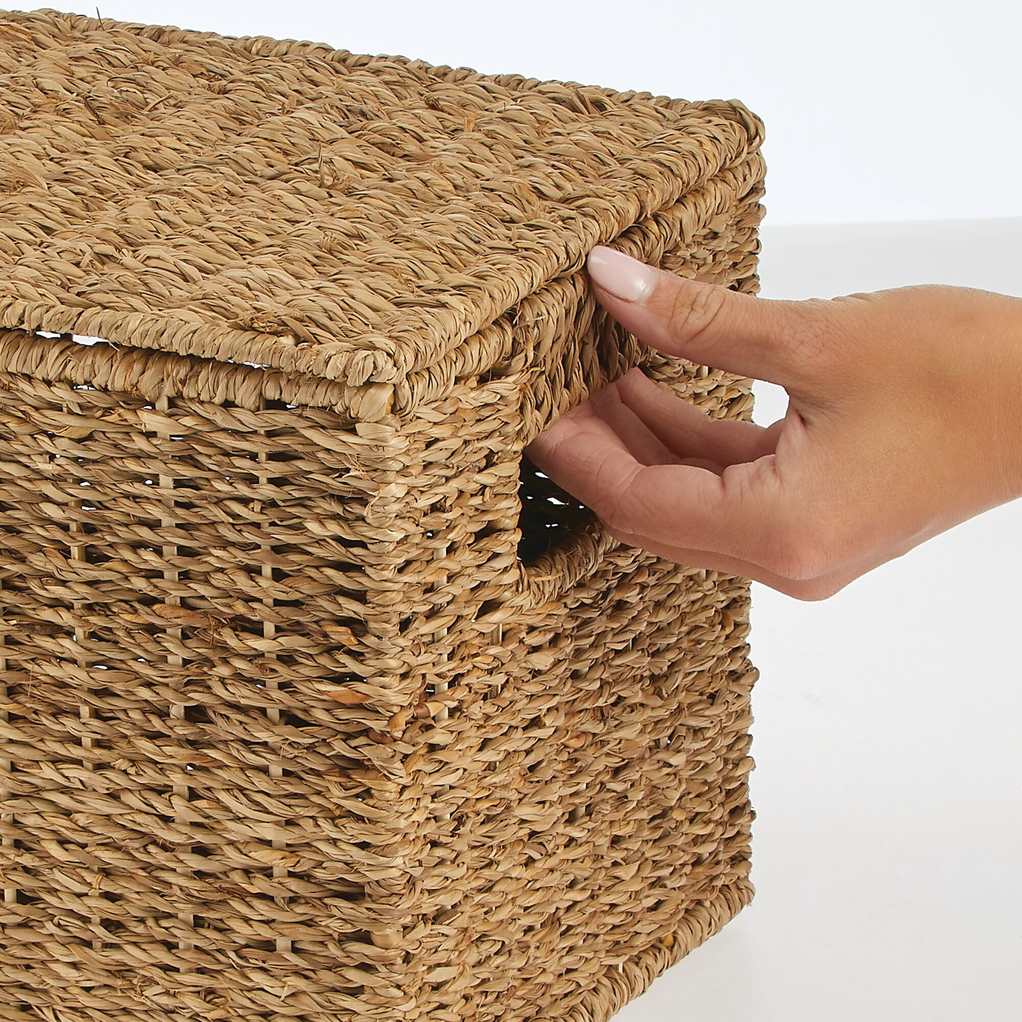 mDesign Woven Seagrass Home Storage Basket with Lid, Set of 3 - Natural Finish