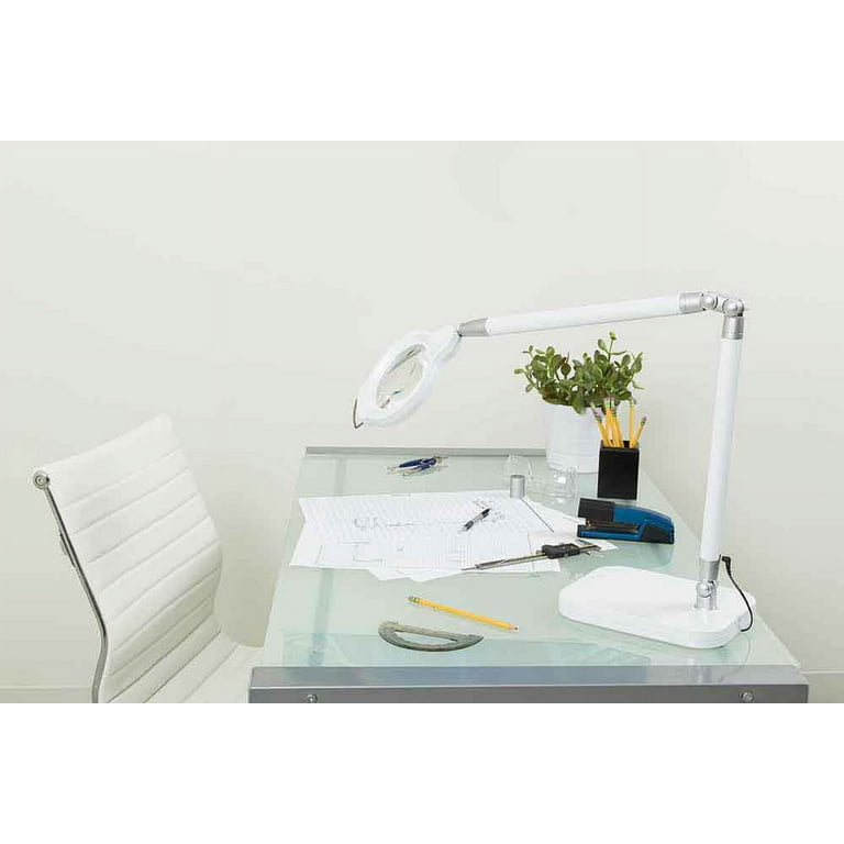 Natural Day Light Full Page Magnifier Desk Lamp
