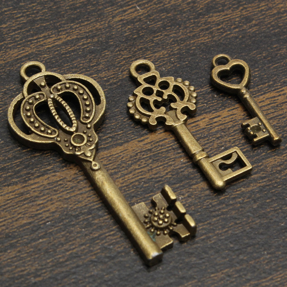 13Pcs Antique Vintage VTG Old Look Skeleton Keys Bronze Steampunk Pendants