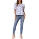 thumbnail image 2 of INSPIRAR CHIC Blusa de Verano Casual con Mangas Abullonadas y Cuello Redondo para Mujeres, con Lazo en la Espalda, Floral, S Blanca Azul, 2 of 6