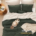 thumbnail image 4 of Juego de edredón Bedsure King Pinch Pleat, color verde oliva, 4 piezas, 4 of 8