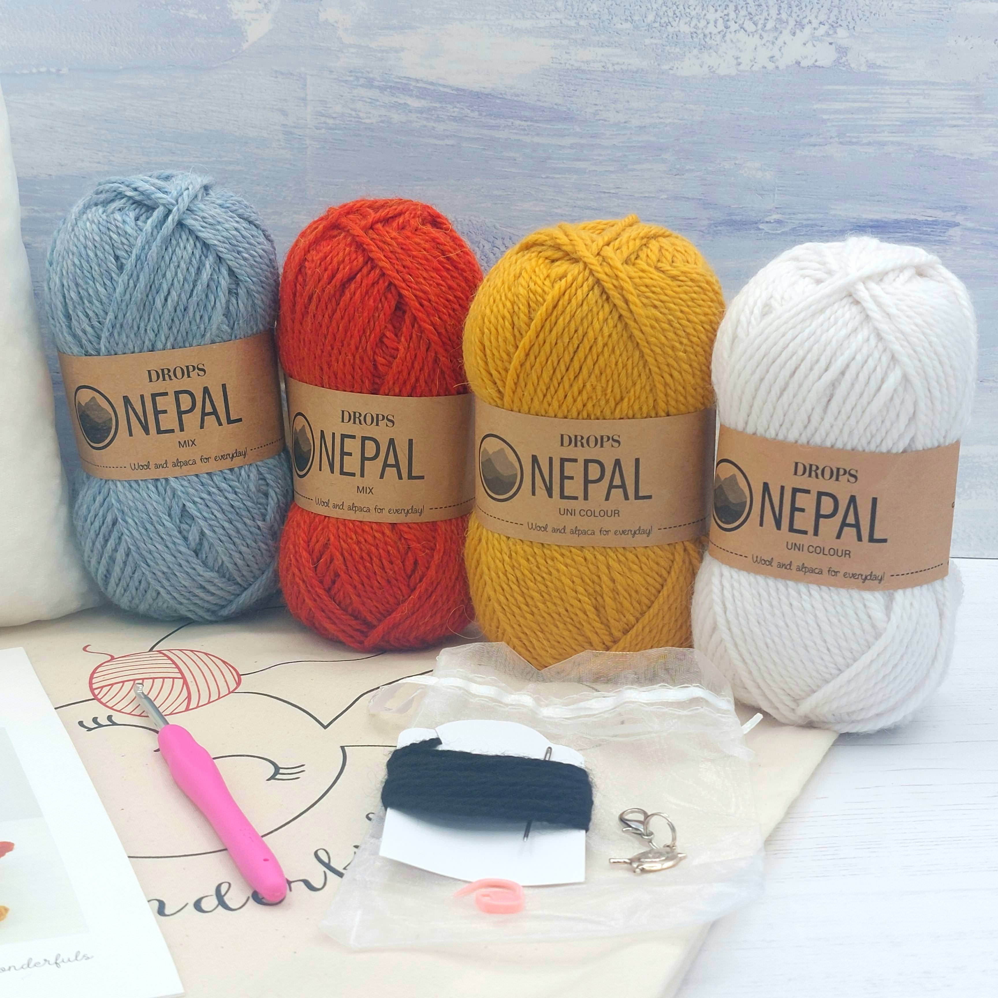 Crochet Kit - Daisy Duck & Family Alpaca Luxury Kit - Amigurumi Pattern