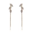 thumbnail image 1 of Pendientes largos de borla con cadena de oro - Cadena de latón chapada en oro de 14k - con circonitas de diamantes de imitación - Pendientes colgantes con forma de hoja de disco de mariposa para mujer Rojo Verde, 1 of 4