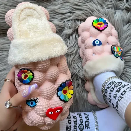 

Women‘s Bubble Slippers EVA Fleece Warm Cartoon Charm Platform Soft Sole Shoes Women‘s Footwear