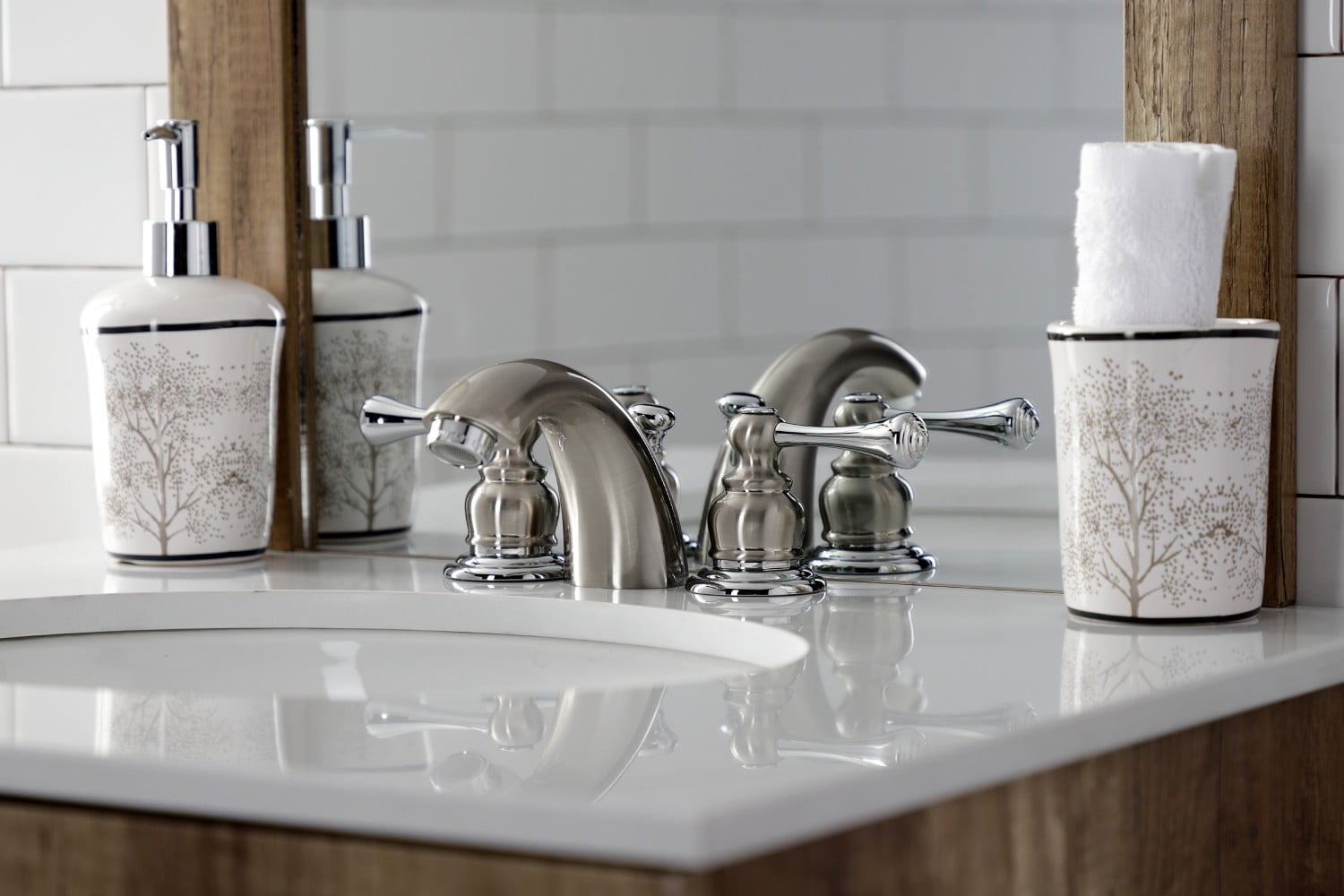 Kingston Brass KB3947BL Vintage Mini-Widespread Bathroom Faucet, Brushed Nickel/Polished Chrome