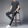 thumbnail image 3 of Conjuntos de camiseta y pantalones de corte regular para hombre, ropa básica para hombre, ropa deportiva estética, chándal para correr, top esencial, trajes deportivos holgados, 3 of 4