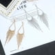 thumbnail image 4 of Qarigey 1 par de pendientes colgantes, accesorios de joyería exquisitos calados simples, suministro a juego de ropa, pendientes de aleación para Ropa, zapatos y accesorios Miscelánea plata Qarigey AP009642-02, 4 of 6