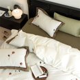 thumbnail image 2 of Juego de cama Floral Fino, 2 of 5