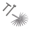thumbnail image 1 of Herramienta T llave ajuste de punterias de motocicleta Vento, Yamaha, Honda, Italika, Bajaj, galgas milimetricas 0.02-1, 1 of 5